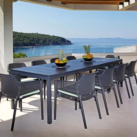 Beachfront Villa Senses With Pool In Milna *