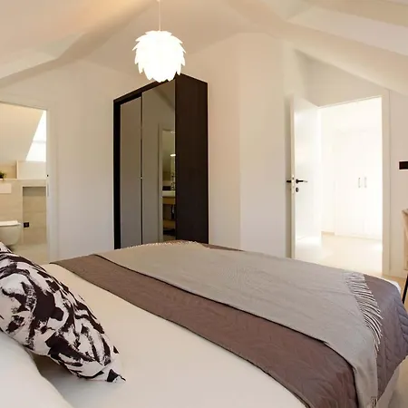 Beachfront Villa Senses With Pool In Milna * Milna (Brac)