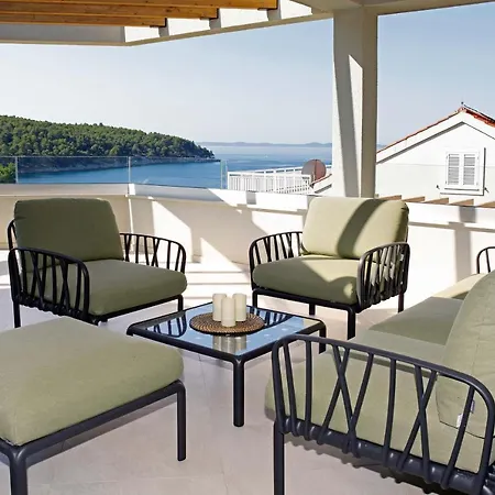 Villa Beachfront Villa Senses With Pool In Milna
