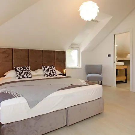 فيلة Beachfront Villa Senses With Pool In Milna *