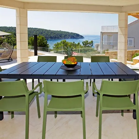 فيلة Beachfront Villa Senses With Pool In Milna *