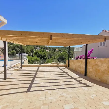فيلة Beachfront Villa Senses With Pool In Milna